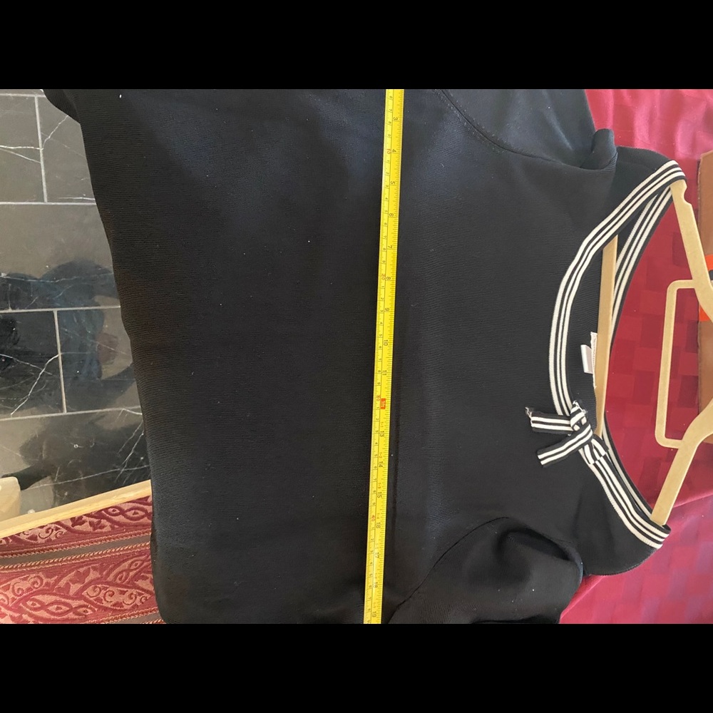 Sweater - Picture 4 of 4